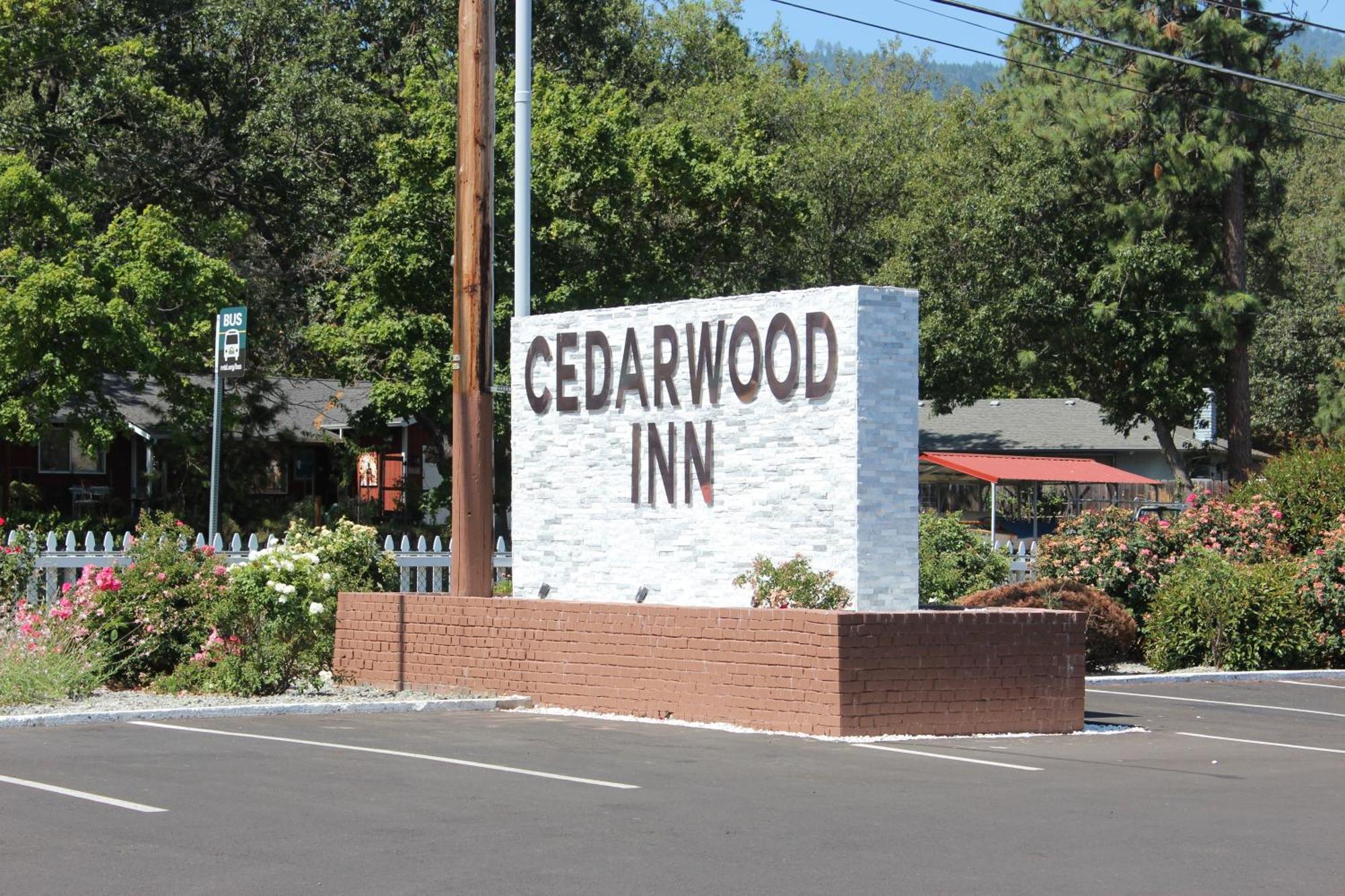 Cedarwood Inn Of Ashland Zewnętrze zdjęcie