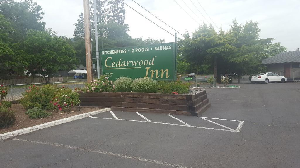 Cedarwood Inn Ashland Zewnętrze zdjęcie